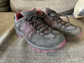 Chaussures randonnée  d'occasion Ajouté le : 04/01/2024