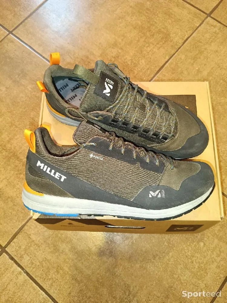 Chaussures randonnée  d'occasion Ajouté le : 09/10/2023