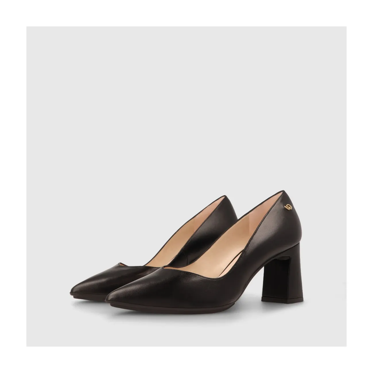 Escarpins femme en cuir noir | Chaussures femme LODI en ligne.