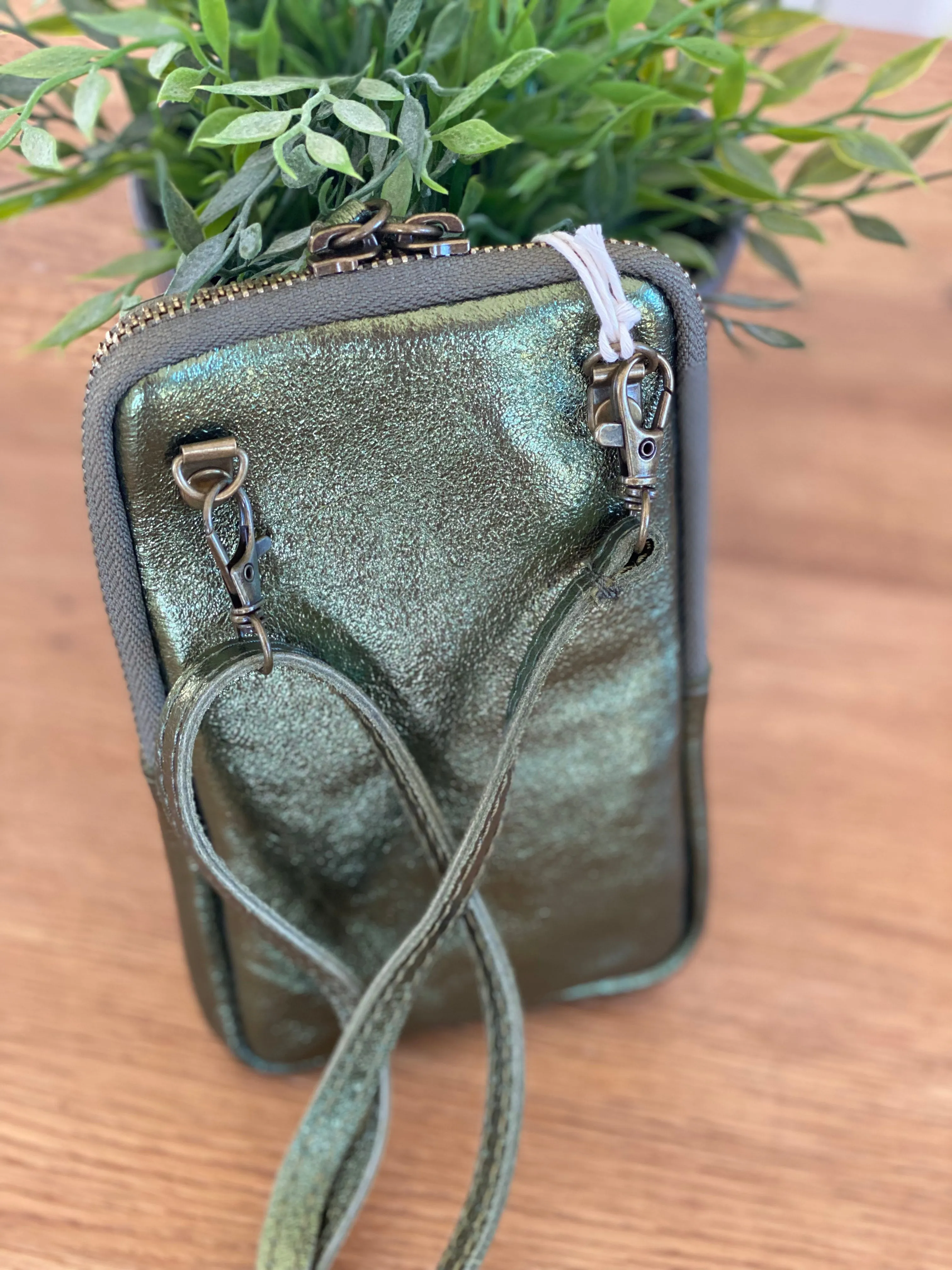 Pochette bandoulière pour téléphone en cuir irisé - STELLA - Kaki (9 coloris)