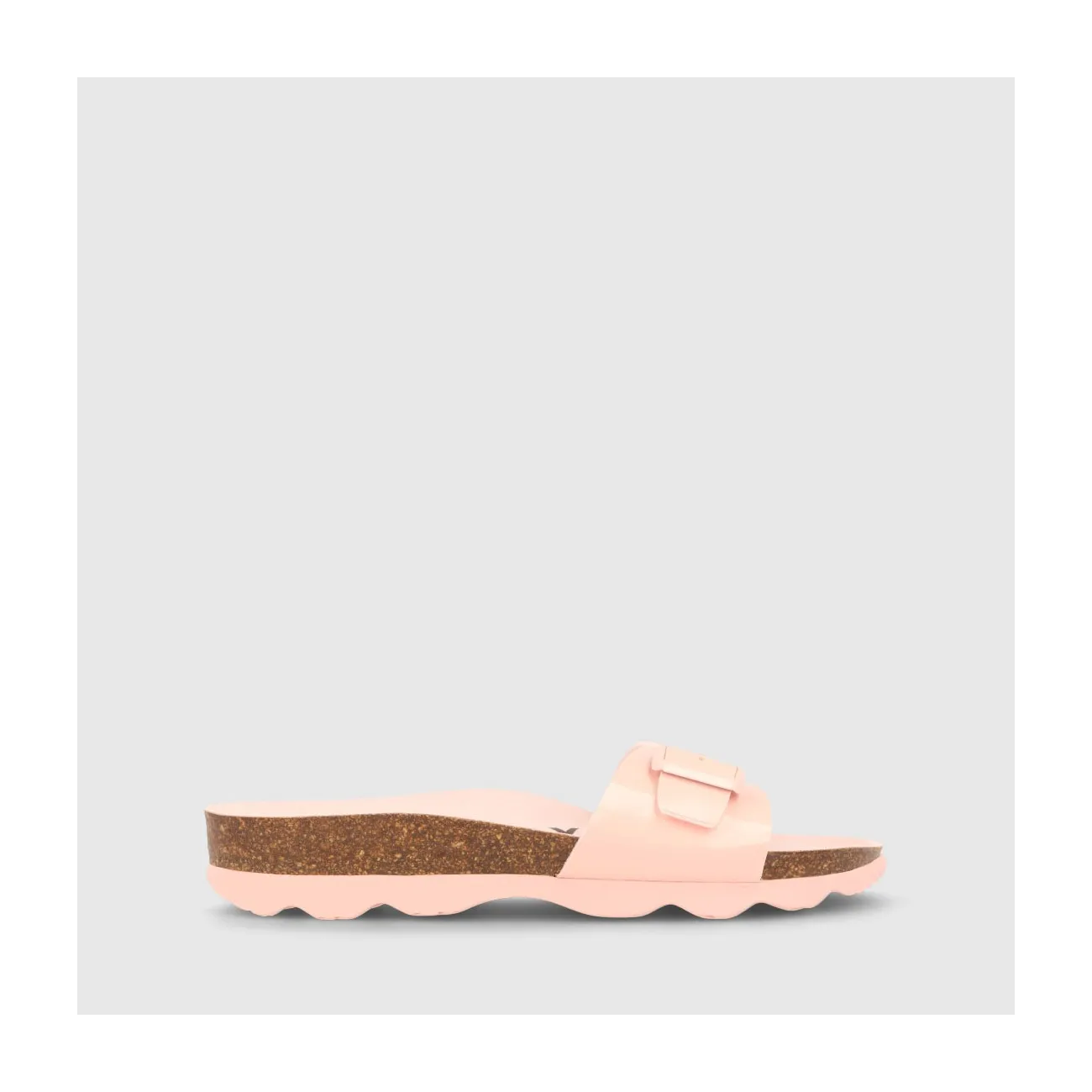 Sandales plates femme en cuir verni de couleur rose | LODI Chaussures pour femme en ligne.