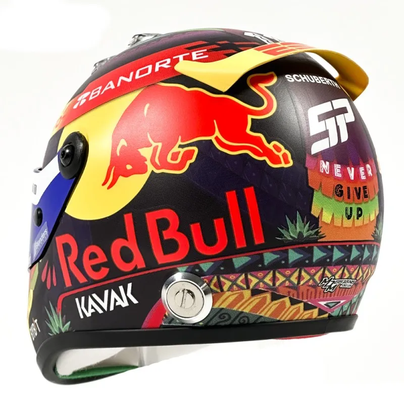 Sergio Perez Mini Casque 2023 GP Mexique. Échelle Schuberth 1:2
