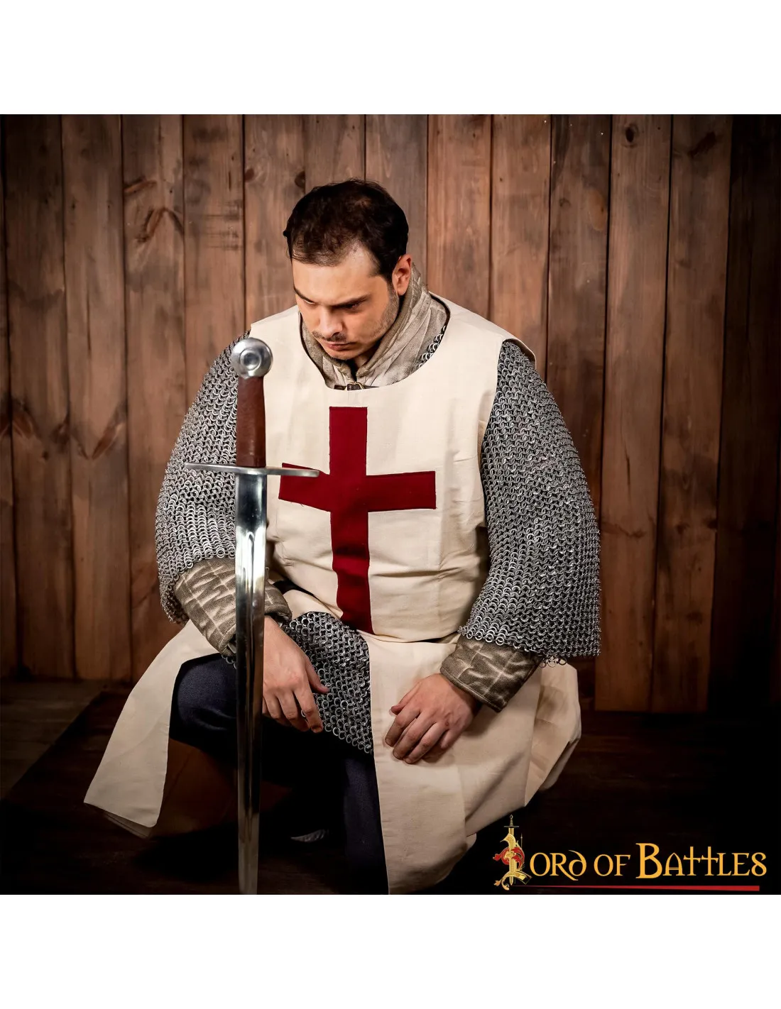Tabard des Templiers avec croix chrétienne ⚔️ Boutique Épées
